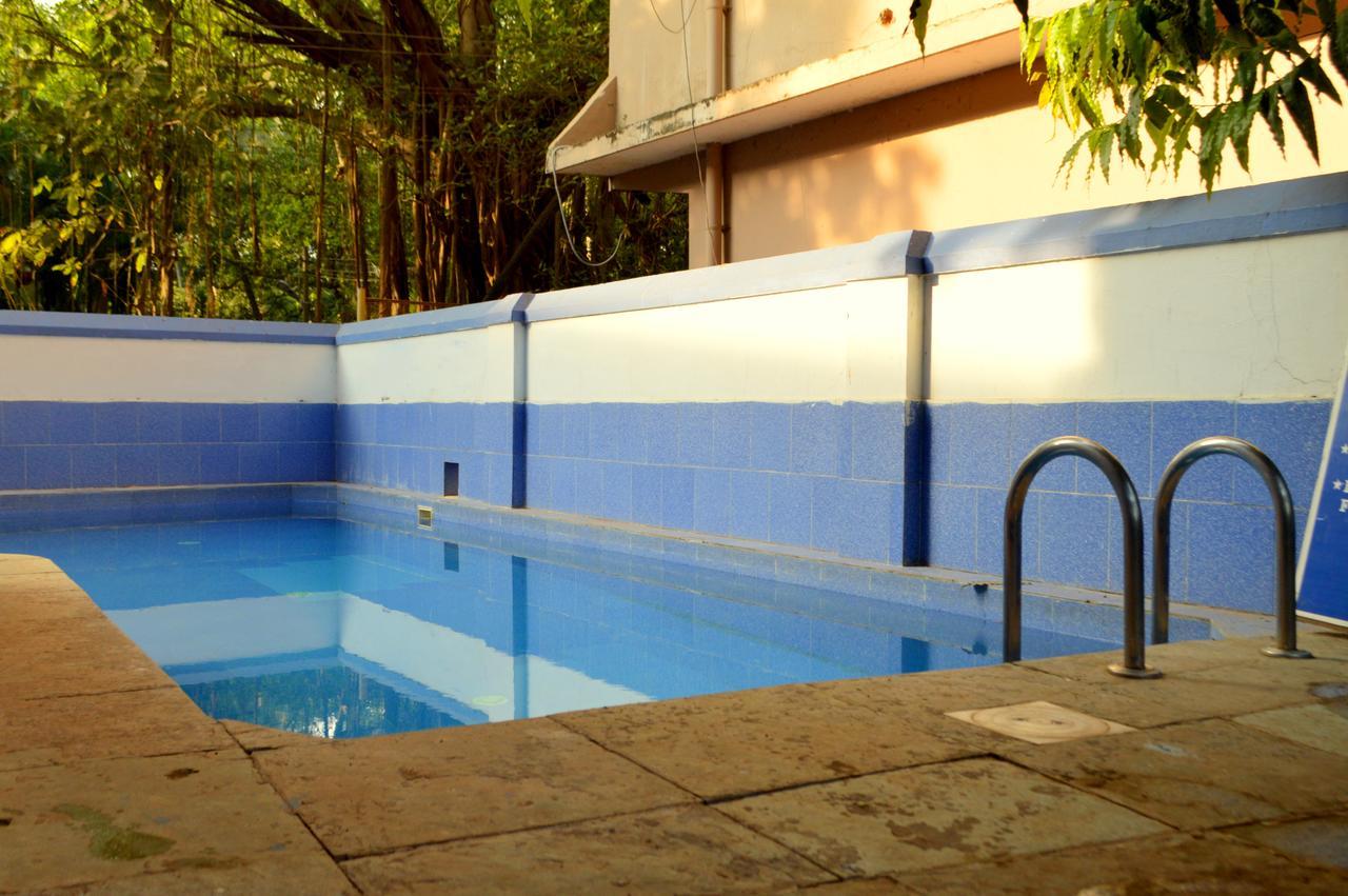Hotel Seagull Calangute Extérieur photo